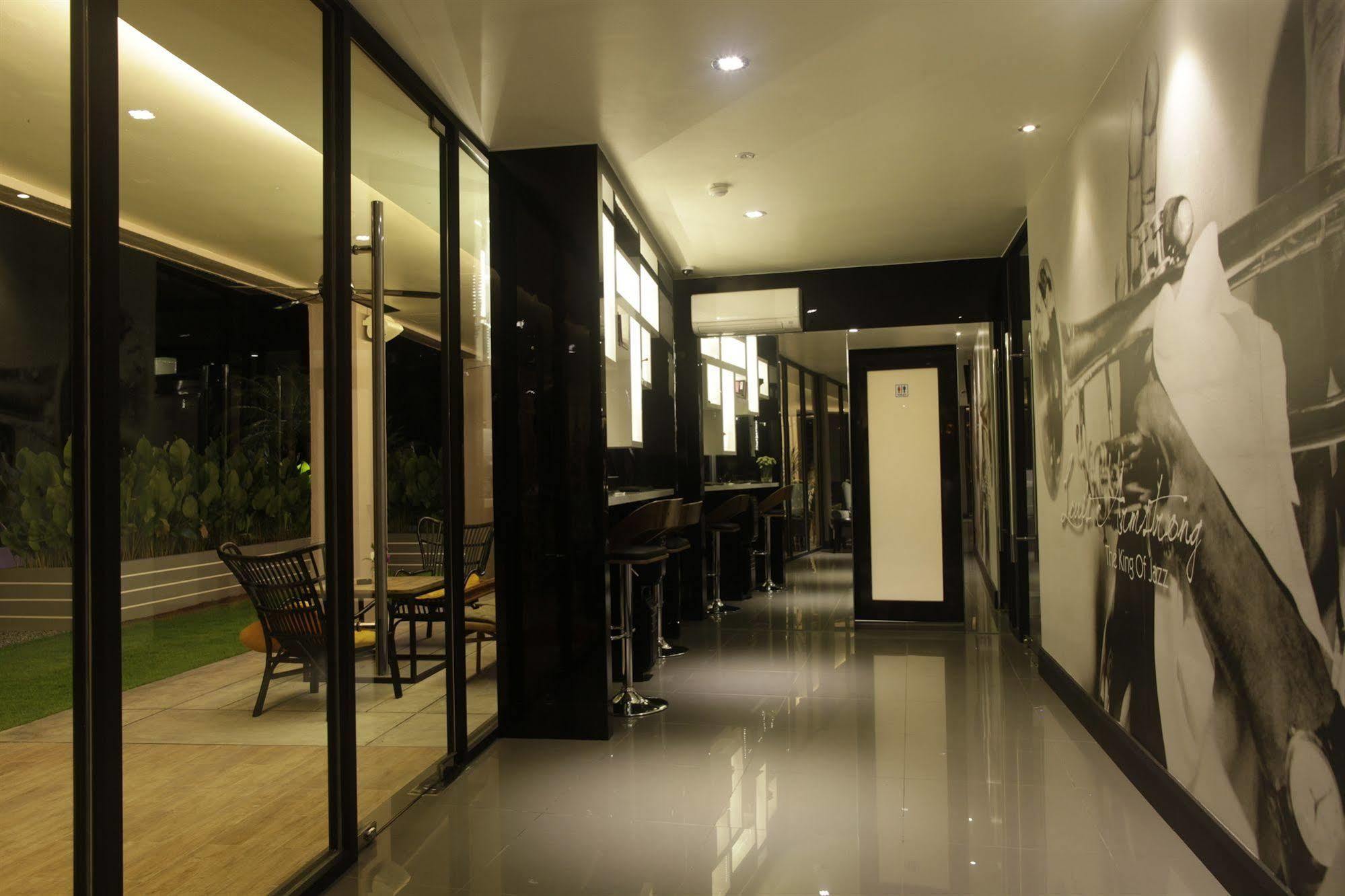 I Am Jazz Hotel Johor Bahru Exterior foto